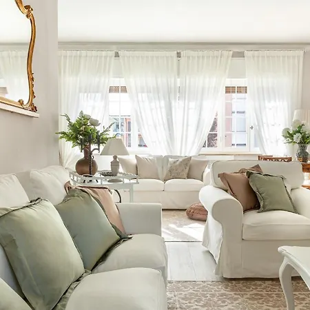 Villa Olivia: A New Luxury With Garden *