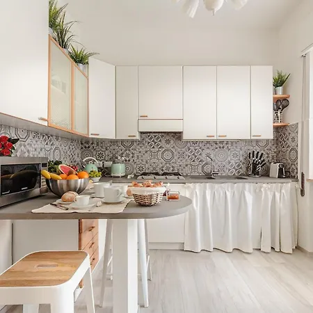 Olivia: A New Luxury With Garden *