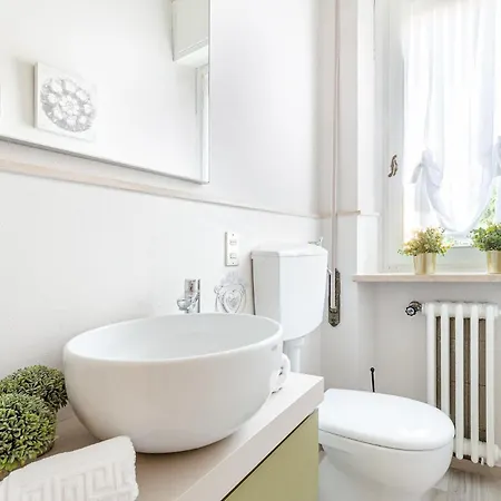 Olivia: A New Luxury With Garden Lucca