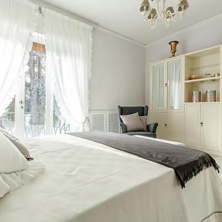 Olivia: A New Luxury With Garden Lucca