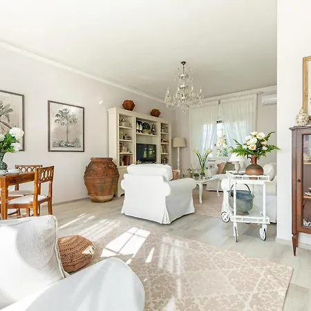 Olivia: A New Luxury With Garden Villa *